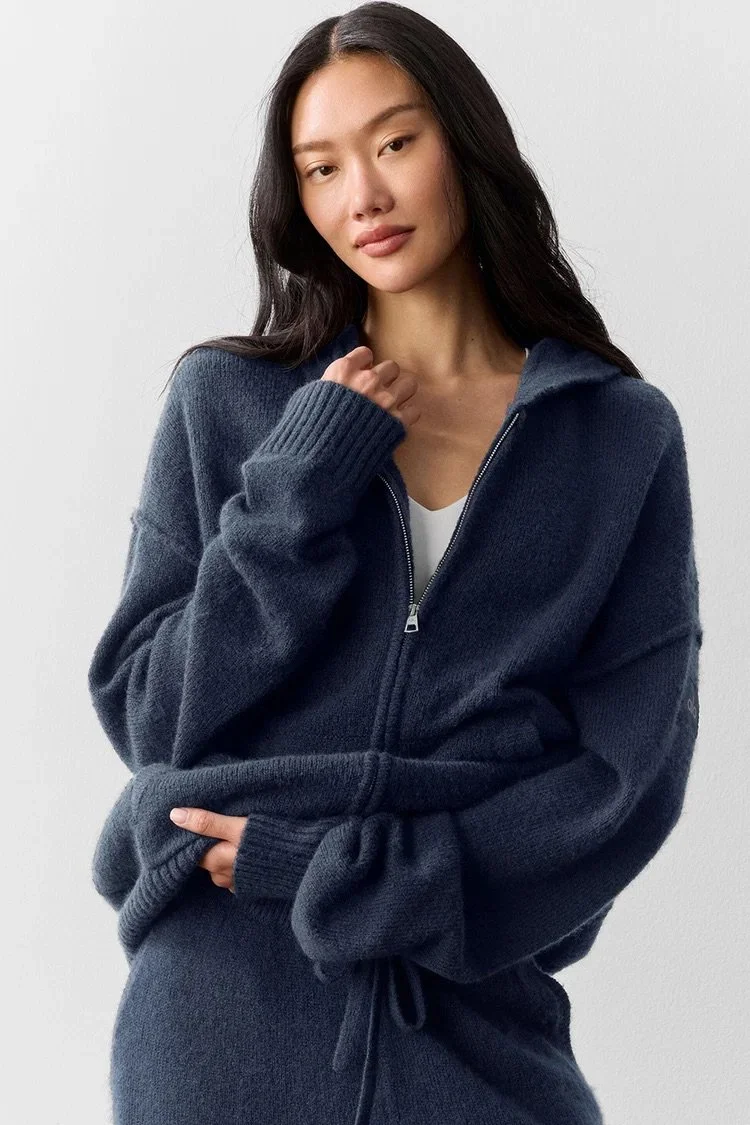 New Alo Navy Collection - New Arrivals Core 2026 — EXTRA MAGIC MINUTES